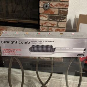 Straight Comb Temperature Control Hair Straightener FH909